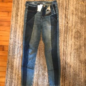 AE jegging- two toned with raw hem